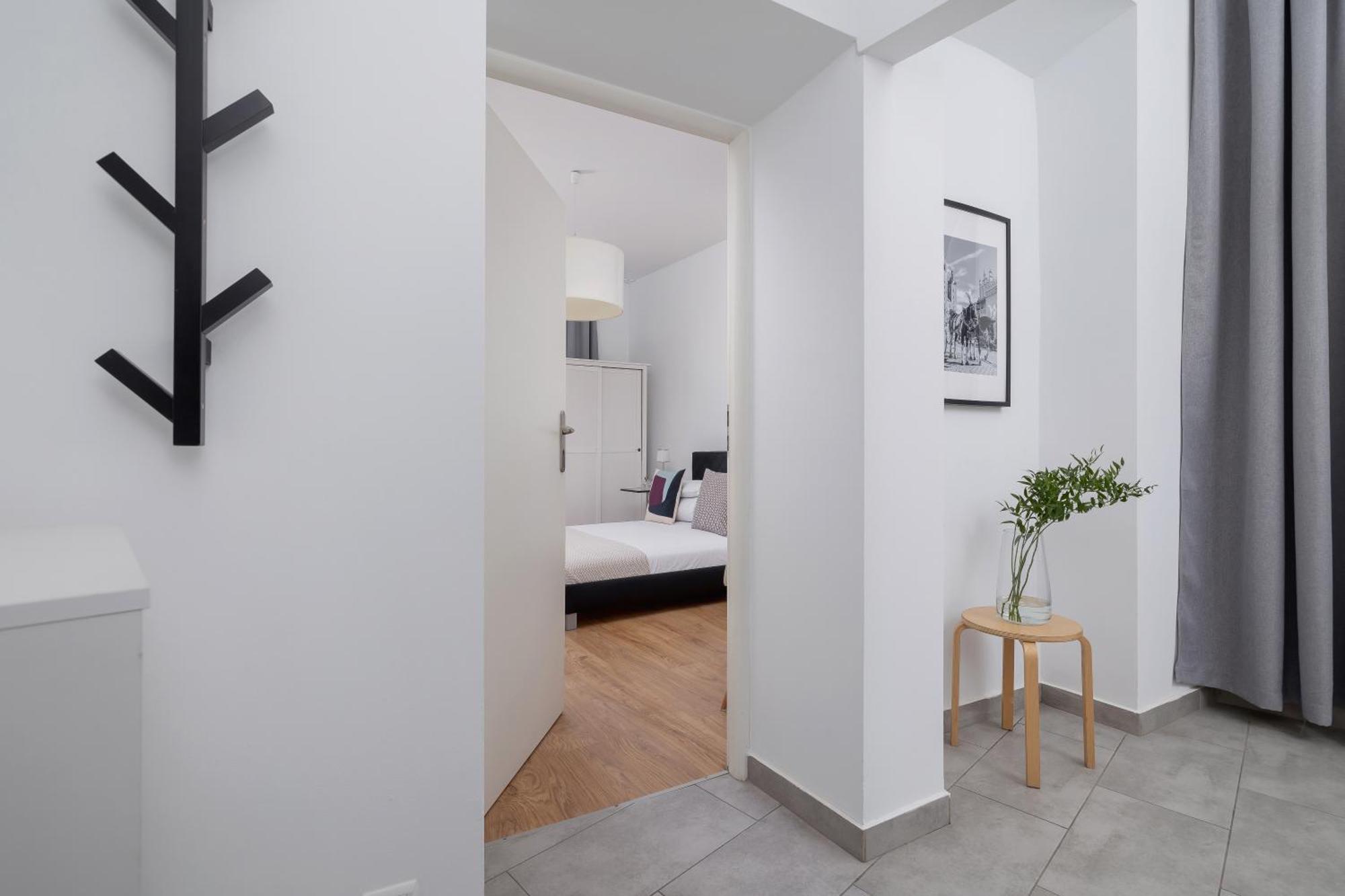 1-Bedroom Apartment - Dluga 65 Street Krakow Ngoại thất bức ảnh
